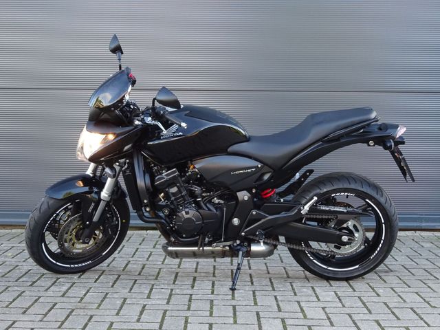 honda - cb-600-f-hornet-abs