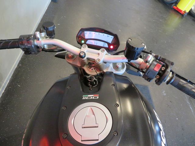 ducati - m-1100-s