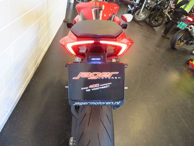 ducati - streetfighter-v2