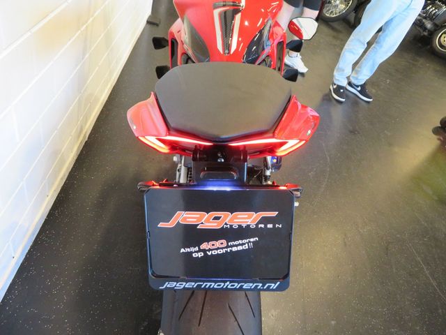 ducati - streetfighter-v2