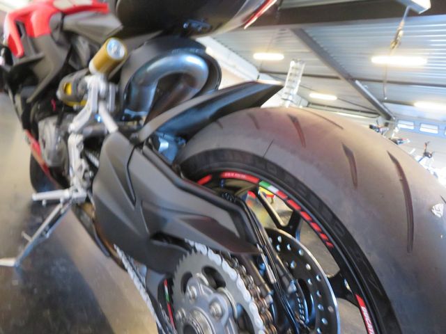 ducati - streetfighter-v2