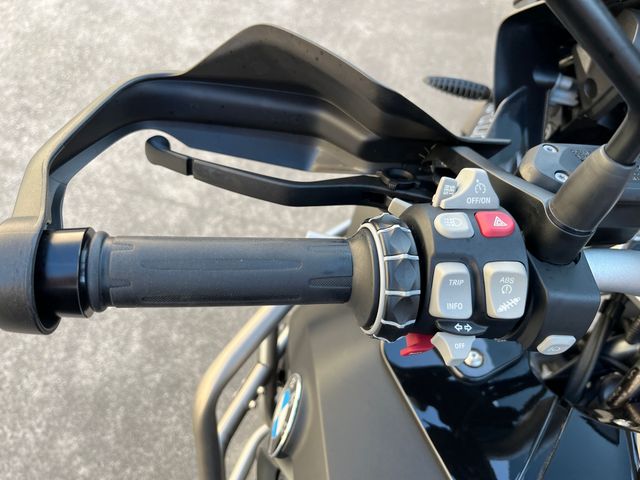 bmw - r-1200-gs-adventure