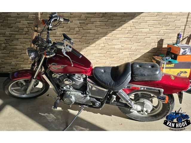 honda - vt-1100-c-shadow