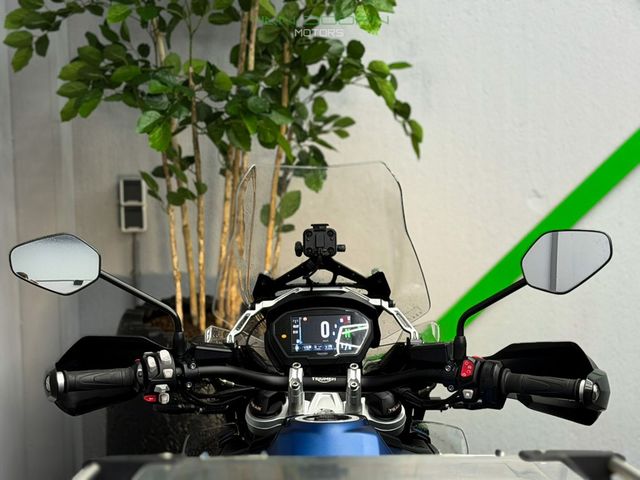 triumph - tiger-explorer-xrx