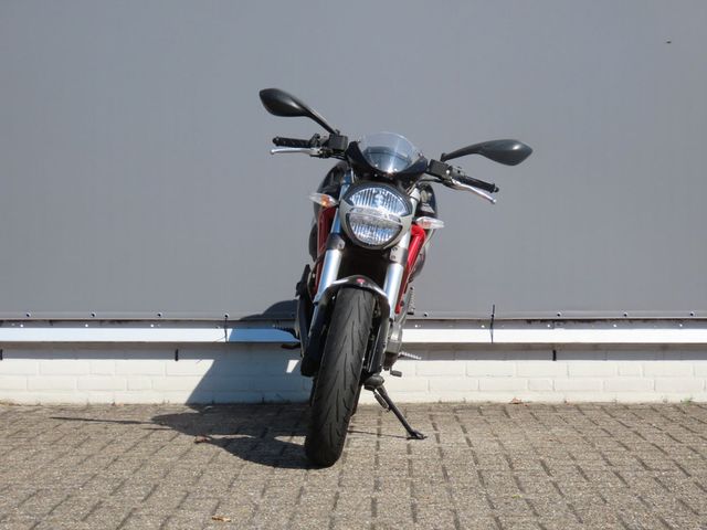 ducati - 796-monster
