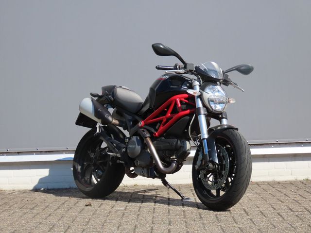 ducati - 796-monster