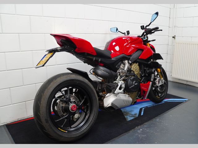 ducati - streetfighter-v4s