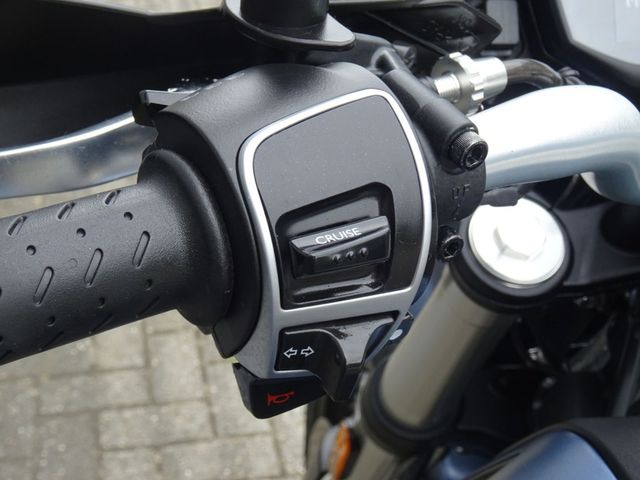 moto-guzzi - v-85-tt