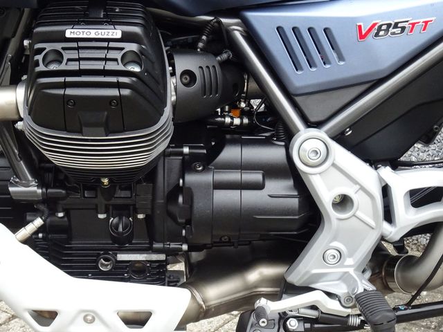 moto-guzzi - v-85-tt