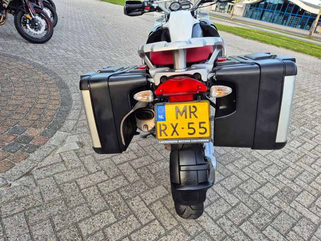 bmw - r-1200-gs-adventure