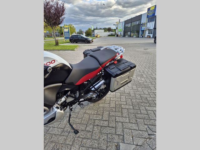 bmw - r-1200-gs-adventure