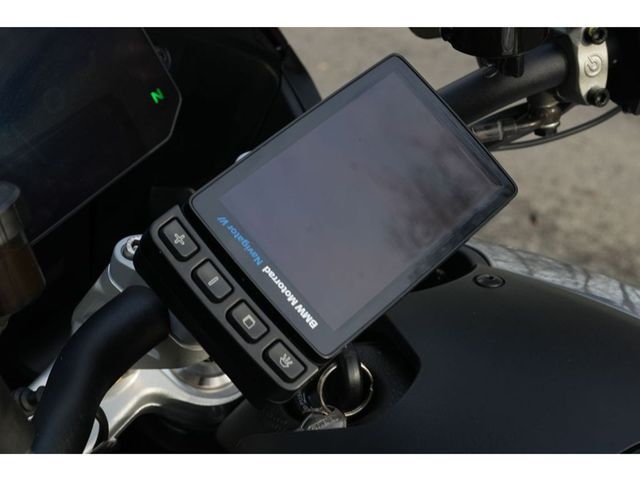 moto-guzzi - v-100-mandello-s