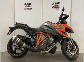 KTM 1290 Super Duke GT 2023 nieuw