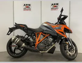 KTM 1290 Super Duke GT 2023 nieuw