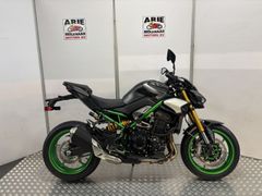 KAWASAKI Z900