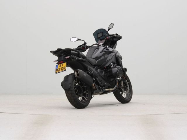 bmw - r-1300-gs