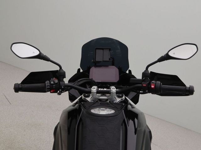 bmw - r-1300-gs