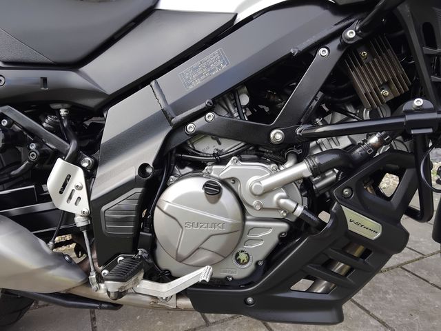 suzuki - v-strom-650-xta