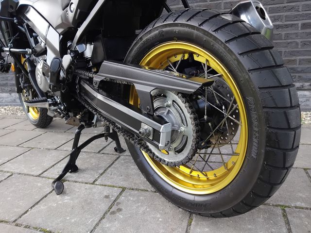 suzuki - v-strom-650-xta