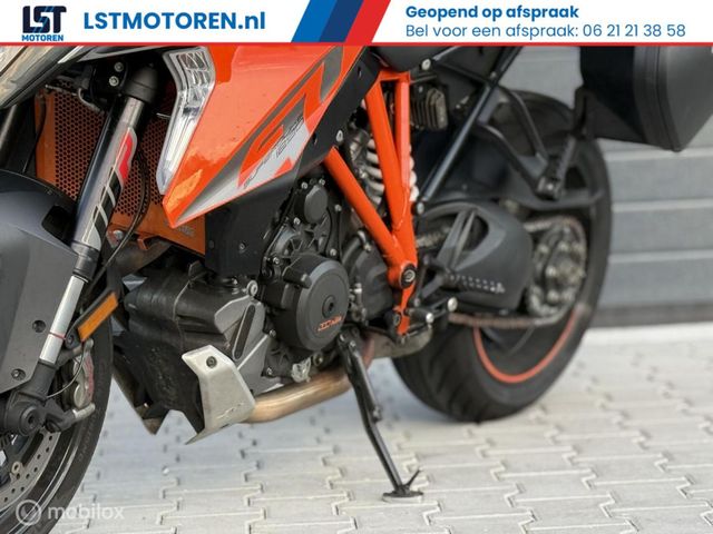 ktm - 1290-super-duke-gt