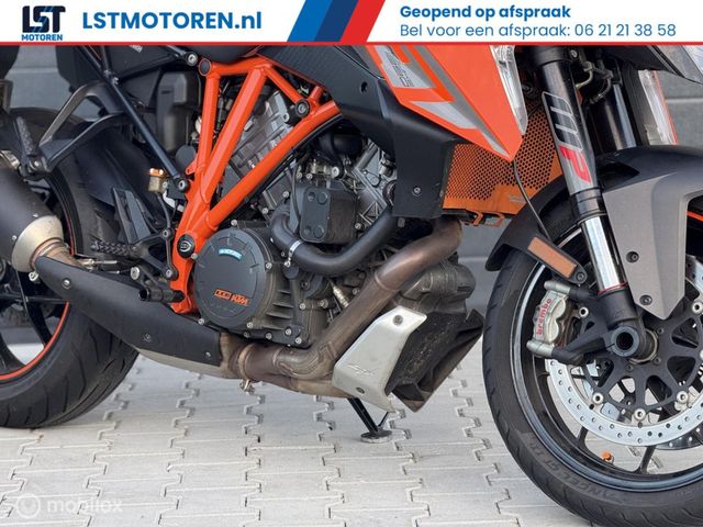ktm - 1290-super-duke-gt