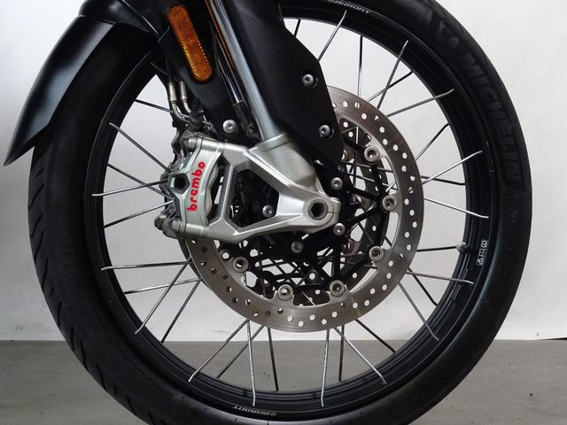 triumph - tiger-900-bond-edition