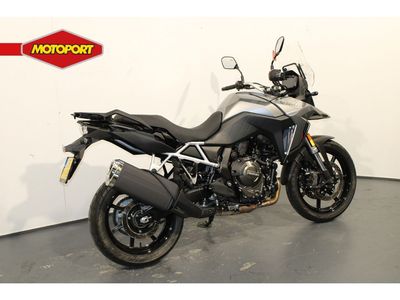 SUZUKI V-STROM 800 – foto 2