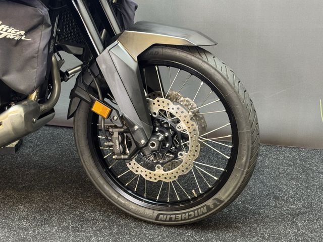 honda - crf-1100-l-africa-twin-dct