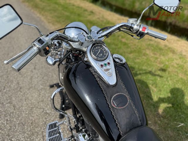 kawasaki - vn-800-classic