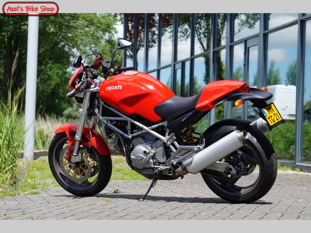 ducati - m-1000-monster