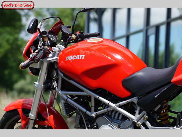ducati - m-1000-monster