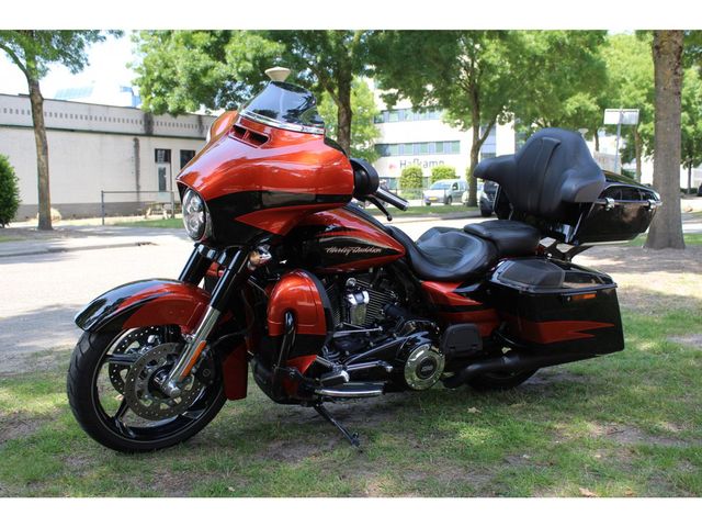 harley-davidson - street-glide-flhxi