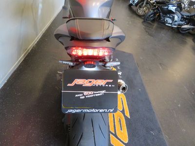 TRIUMPH SPEED TRIPLE R – foto 4
