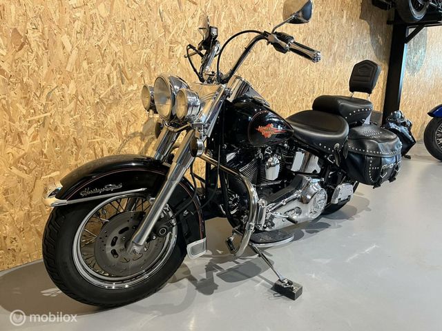 harley-davidson - heritage-softail