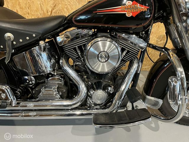 harley-davidson - heritage-softail