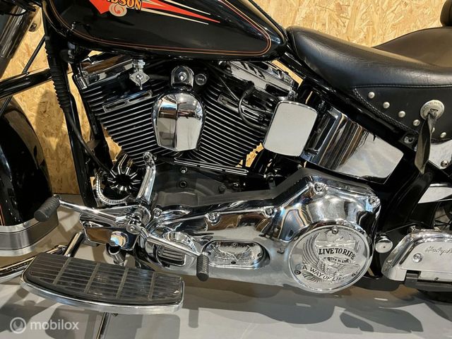 harley-davidson - heritage-softail