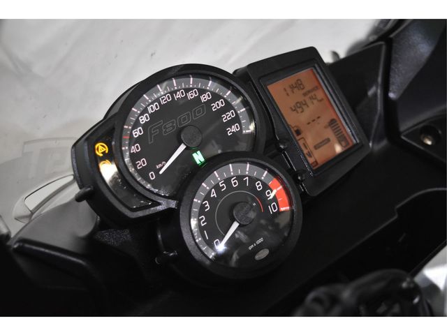 bmw - f-800-gt