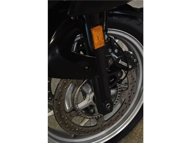 bmw - f-800-gt