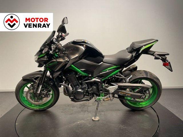 kawasaki - z900
