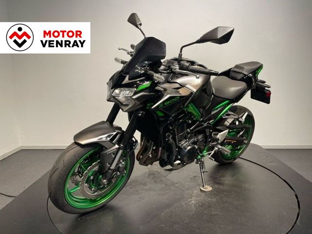 kawasaki - z900