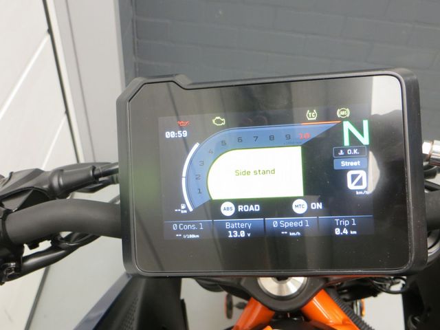 ktm - 390-duke-abs