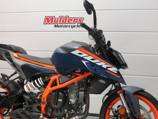 ktm - 390-duke-abs