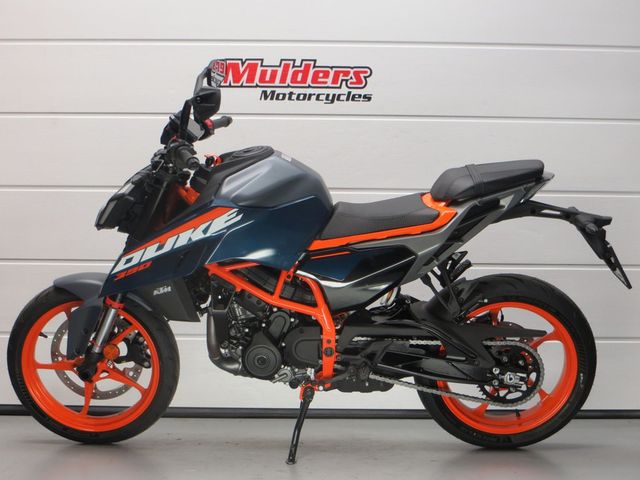 ktm - 390-duke-abs