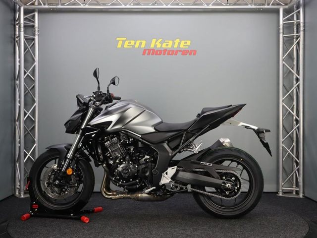 honda - cb-1000-hornet