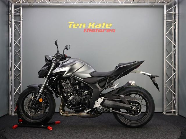 honda - cb-1000-hornet