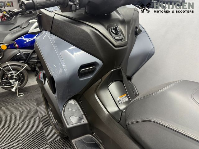 yamaha - tricity-300