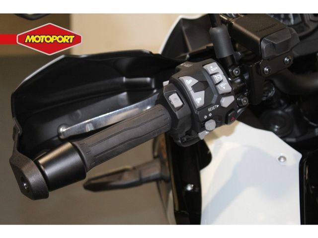 kawasaki - versys-1100-s