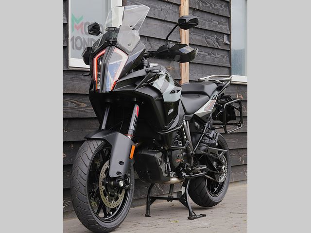ktm - 1290-super-adventure-s
