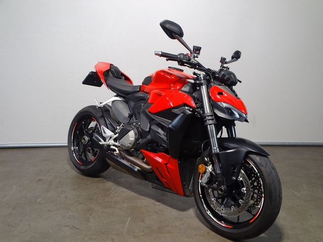 ducati - streetfighter-v2
