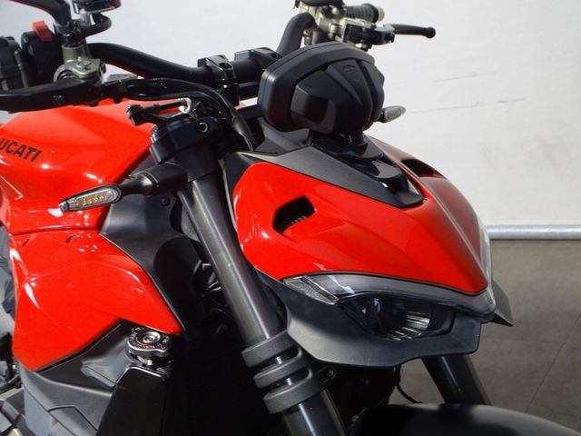 ducati - streetfighter-v2